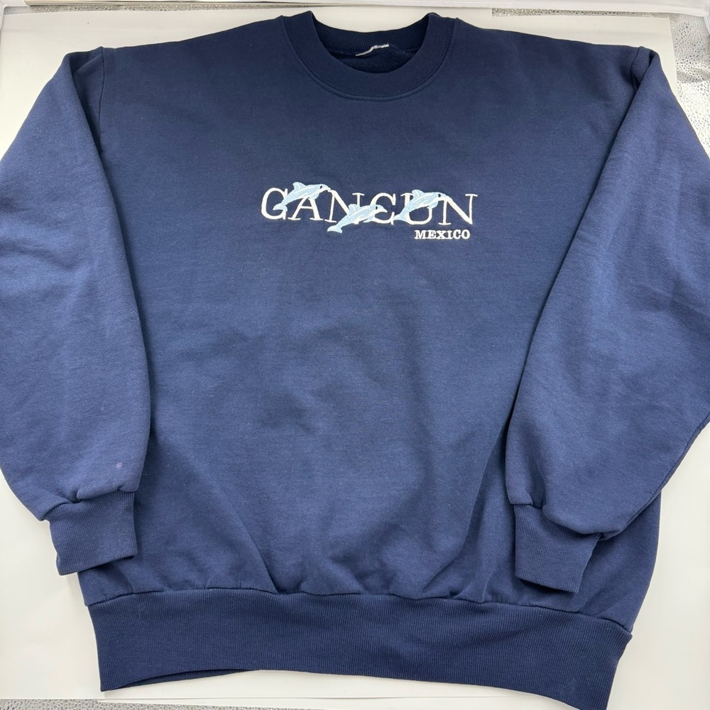 Navy Blue Vintage Cancun crew neck.